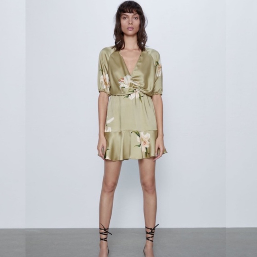 Zara Green Ruffled Puff Sleeve Sundress